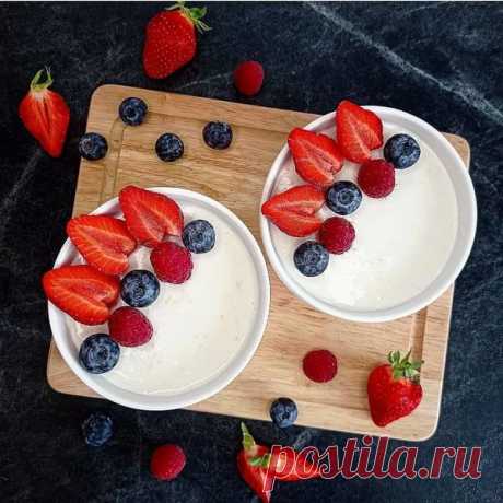 (7) Facebook