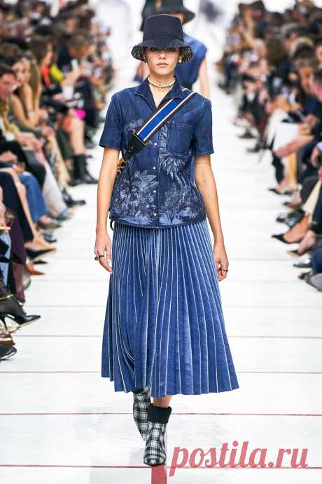 Коллекция Christian Dior осень-зима 2019-2020