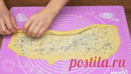 ГотовимДОМА - Необычный Гороховый СУП с чесночными рулетиками и охотничьими колбасками | Facebook