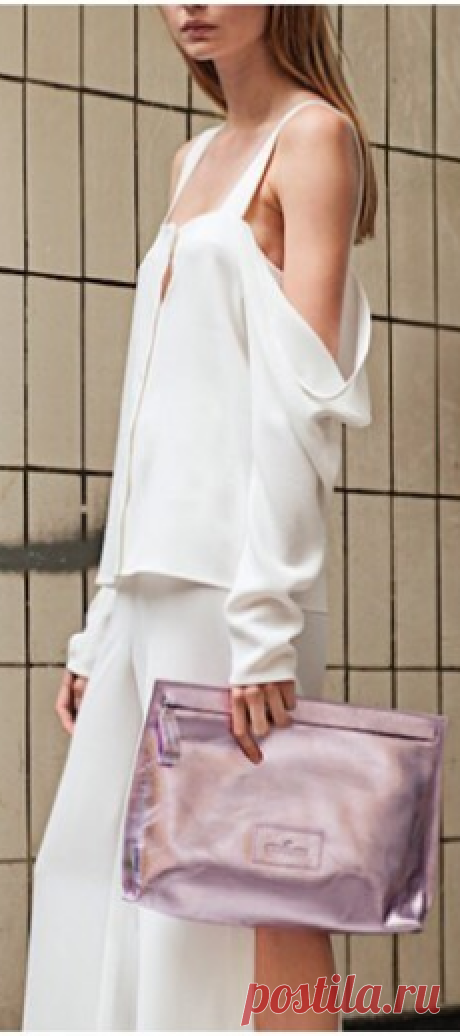 Designers Remix в Instagram: «Wake Strap Top with drop-shoulders and Wake Slit Pant - shop the popular outfit online now 💗 #designersremixss17 @charlotte_eskildsen» • Instagram