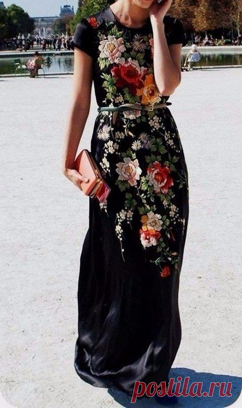 Макси-платья с шикарными принтами — Модно / Nemodno