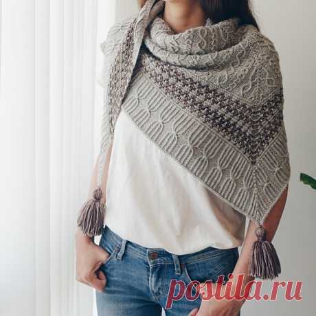 Две треугольные шали с одним рисунком Braid Shawl by Irene Lin
