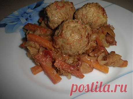 Тефтели с гарниром «Гурман», приготовленные в мультиварке | БУДЕТ ВКУСНО!