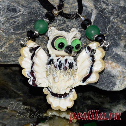 Украшения, выплавленные из стекла. Мастер Оксана Пужалова