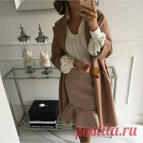 Модные кофты 2018 года: что носить с юбками и брюками В наше время, когда женщины все чаще носят брюки и юбки, а не платья, возникает вопрос одежды, которая будет подходить к штанам. Блузы, майки, свитера, гольфы и пуловеры – выбор велик, и каждый год в …