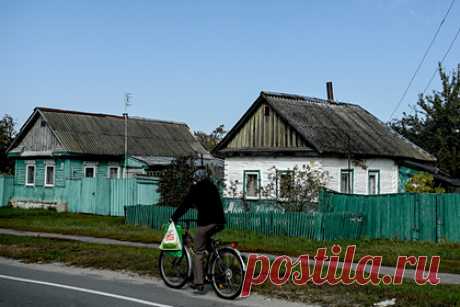 На Украине предложили изменить 20 русскоязычных названий населенных пунктов. На Украине нужно переименовать 20 русскоязычных названий населенных пунктов, потому что они не отвечают нормам языка. С таким предложением выступил уполномоченный по защите государственного языка на Украине Тарас Креминь в эфире телеканала «Украина-24». Речь идет, о названиях Северодонецк. Южноукраинск, Южное.