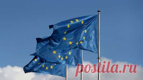В Европарламенте игнорируют резолюции о дискриминации россиян. Евродепутат от Италии Франческа Донато заявила, что в Европарламенте предлагаются тексты резолюций, осуждающие ущемление прав и дискриминацию российских граждан в ряде стран, однако они игнорируются. Об этом она сообщила ТАСС. &quot;Нам ...