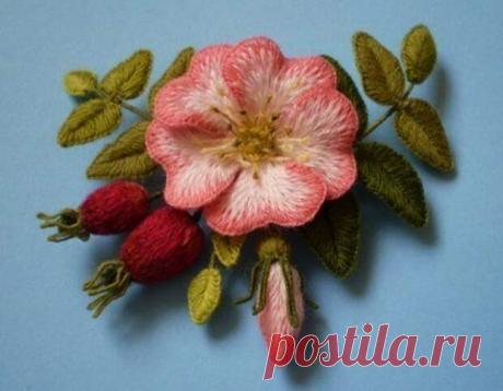 Восхитительная объёмная вышивка Светланы Южалиной - Домоводство - медиаплатформа МирТесен Светлана Южалина родилась 1967 году в Нижнем Новгороде. С детства увлекалась рисованием, вышивкой, вязанием и шитьем. В 1989 году закончила архитектурный факультет ГИСИ, а с 2004 года занимается декоративно-прикладным искусством профессионально, является лауреатом выставок-конкурсов «Новогодний...