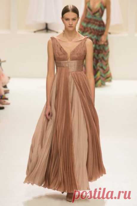 Christian Dior, Осень-зима 2018/2019 / Couture / НЕДЕЛЯ МОДЫ: Париж
Часть III

#подиум