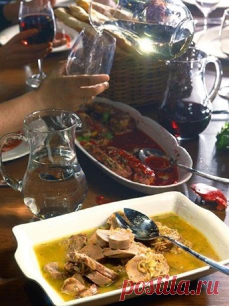 «Язык вареный с чесночно-винным соусом» рецепт – грузинская кухня