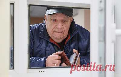 Минздрав опроверг перевод справок для водителей в электронный формат с 1 августа. Помощник министра здравоохранения РФ Алексей Кузнецов уточнил, что изменения в порядок организации медосвидетельствования водителей вступят в силу с 1 марта 2027 года