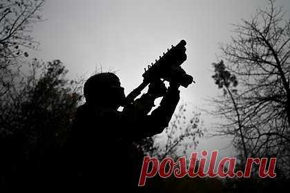 Российский военком рассказал о контрактниках из экзотических стран. Начальник пункта отбора на контрактную военную службу по Рязанской области Дмитрий Зайцев рассказал о контрактниках из таких стран, как Египет, Марокко и Куба. По его словам, с вопросами о поступлении на службу по контакту в военкомат обращаются представители разных национальностей.