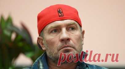 Авербух вспомнил, как Костомаров впервые вышел к нему на протезах. Режиссёр и постановщик ледовых шоу Илья Авербух вспомнил их первую встречу с фигуристом Романом Костомаровым после выписки спортсмена из больницы. Читать далее