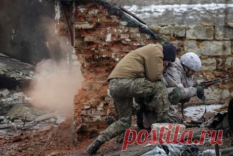 Российский беспилотник лишил головы бойца ВСУ и снял последние секунды его жизни на видео