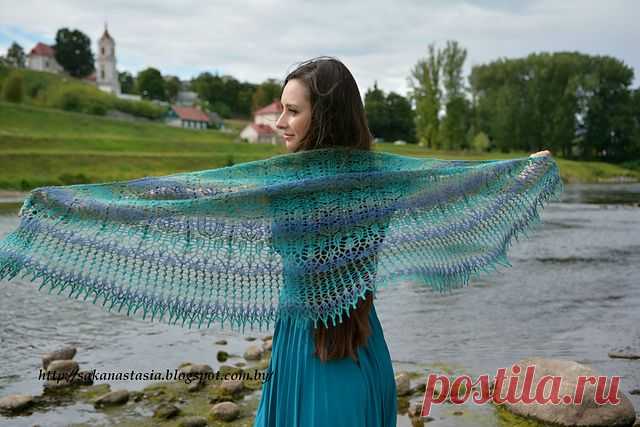Ravelry: "Vicia" shawl pattern by Tatiana Chystiakova