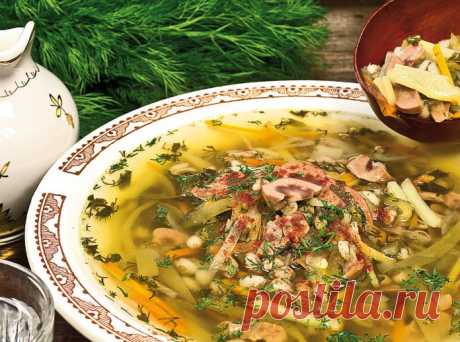 Рассольник изначальный — так как готовили его всегда. Это шедевр 


Вкус невероятный!









Какое это все-таки чудо — рассольник, если навеки забыть его общепитовские версии, по недоразумению осевшие на наших домашних кухнях и задвинувшие рассольник в тень борще…