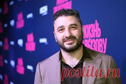 Сарик Андреасян отменил интервью Собчак после ее участия в вечеринке Ивлеевой. Российско-армянский режиссер Сарик Андреасян рассказал, что отменил запланированное на февраль интервью с телеведущей Ксенией Собчак после ее участия в голой вечеринке блогерши Анастасии Ивлеевой. Андреасян назвал удивительным то, что «"богема" не чувствует берега» и не понимает, что происходит в мире.