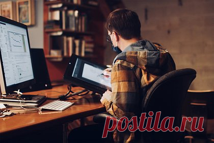 Женщина узнала о секретном доходе мужа и неприятно удивилась. Пользователь Reddit поделился историей о том, как его жена узнала его дополнительный источник дохода и неприятно удивилась. Он рассказал, что делает эротические 3D-рисунки персонажей видеоигр и аниме. Многие отметили, что деятельность рассказчика можно расценить как форму искусства, а не как эротику.