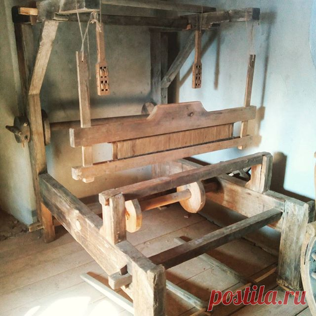 #дукора #дукорскиймаентак #dukora #belarus #беларусь  #дукорскиймаёнтак #weaving #loom #old #woodloom #ткачество #ткачествонастанке #ткацкийстанок