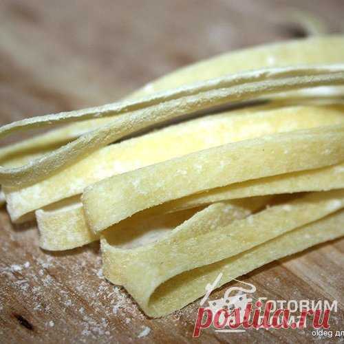 Домашняя итальянская паста (лапша) -  из манки и без яиц - Original Pasta secca. Эта паста не развариваются при варке благодаря высокому содержанию клейковины в манке.