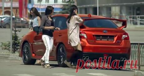 Удивительный автомобиль-хамелеон шокировал прохожих и полицию