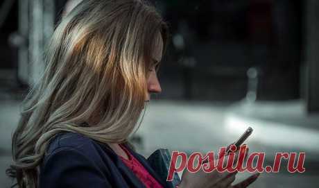 Вы достойны лучшего, чем человек, который даже не отвечает на сообщения, психология
Отложите трубку, дорогая. Я не шучу. Спрячьте свой телефон в самую дальнюю комнату, забудьте о нём хотя бы до завтра. Я действительно не шучу: если он не ответил на ваше сообщение спустя час, два или три, то просто выключите телефон. Поверьте, вы достойны лучшего, чем человек, который не может (а на самом деле не хочет) […]
Читай дальше на сайте. Жми подробнее ➡