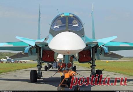 Су-34 - единственный, у кого хорошо получаются «губы уточкой»
