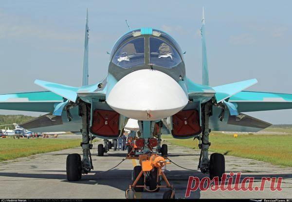 Су-34 - единственный, у кого хорошо получаются «губы уточкой»