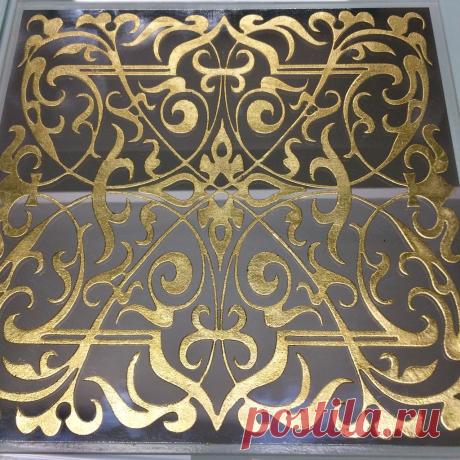 eglomize.jpg (1024×1024)