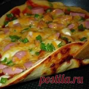 Домашняя пицца «Минутка» на сковороде