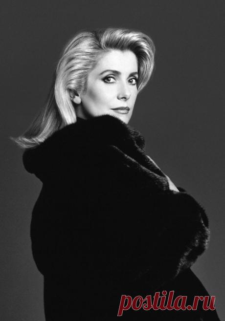 Catherine Deneuve, 1989