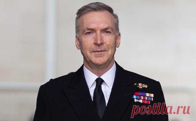 В Британии заявили об изучении подбитых на Украине российских танков. Танки изучают в технопарке Портон-Даун, специалисты анализируют особенности их устройства. Великобритания, по словам Радакина, делится информацией о российской технике с союзниками. Минобороны данные о ее потерях не раскрывает