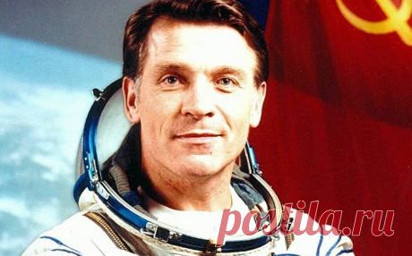 Засекреченные архивы последней экспедиции? Какое внеземное животное погубило космонавта Сереброва и станцию «Мир» | SFERA – Pro Космос | Дзен