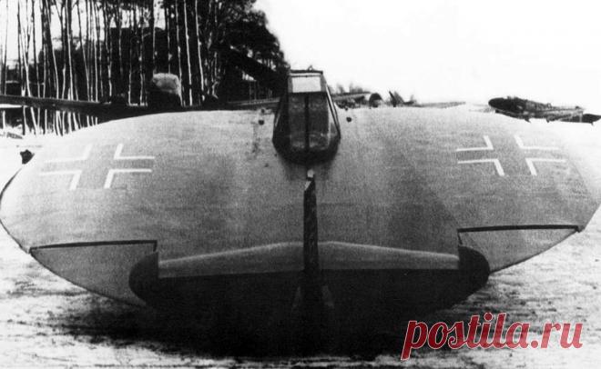 Летающие тарелки, сделанные на Земле (фото) Летательные аппараты блюдцеобразной формы пытались использовать в качестве транспорта не только «зеленые человечки»