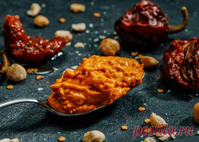 Испанский соус Ромеско — универсальная приправа с насыщенным вкусом | Вилка. Ложка. Палочки: рецепты и советы | Дзен