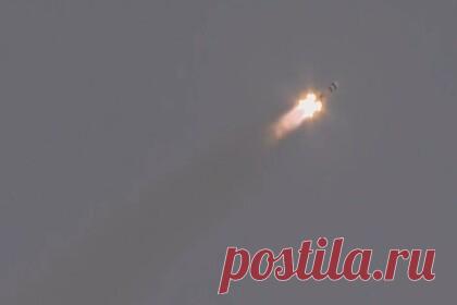 «Союз» стартовал с Байконура. Ракета «Союз-2.1а» с грузовым кораблем «Прогресс МС-19» стартовала с космодрома Байконур. Стыковка «Прогресса» с Международной космической станцией (МКС) намечена на 17 февраля в 10:06 по московскому времени. Корабль сделает 34 витка вокруг Земли и будет добираться до станции по классической двухсуточной схеме.