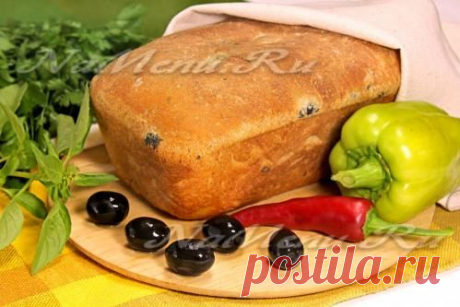 Итальянский хлеб с маслинами и базиликом