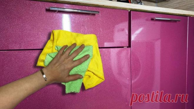 «Мои принципы ленивой уборки»: рассказываю, какие лайфхаки использую, когда нет ни времени, ни сил (спасают даже, когда дома полный хаос) А как часто вы испытываете стыд за неубранный дом? Ведь иногда всё наваливается словно снежный ком: работа, огород, дети, а домашние заботы отходят на задний план.