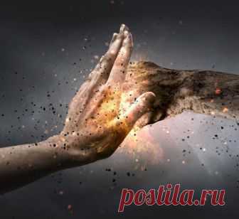 Основы психологической защиты В ситуациях психологического противоборства важно следить за своим физическим состоянием и видом. Если у вас прямая спина, ровное дыхание и твердый взгляд в переносицу оппонента, мало кому придет в голову воспользоваться ситуацией и попытаться оскорбить вас. Наоборот, проявление растерянности является указанием на вашу беззащитность и провоцирует нападение. В процессе психологической борьбы уверенный и пристальный взгляд имеет решающее значение.