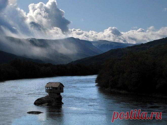 ФотоТелеграф » Дом на реке