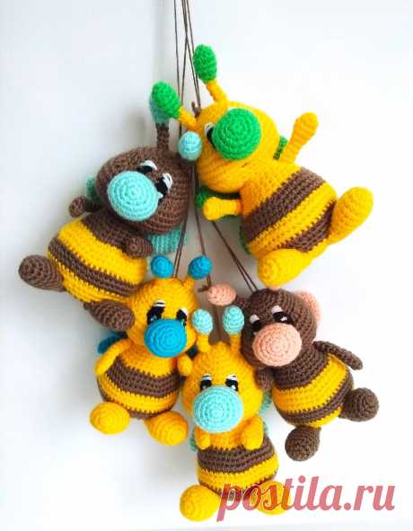 PDF Пчёлка Жужа крючком. FREE crochet pattern; Аmigurumi toy patterns. Амигуруми схемы и описания на русском. Вязаные игрушки и поделки своими руками #amimore - пчела, маленькая пчелка, пчелёнок, насекомые.