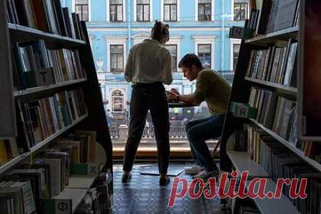 В Москве раскупили один вид недвижимости. В 2021 году спрос на покупку помещений формата стрит-ретейл в Москве вырос на 20 процентов по сравнению с показателями за 2020-й. Средний чек сделок с этим видом недвижимости достиг 45 миллионов рублей. Наиболее ликвидными остаются торговые помещения площадью от 50 до 150 квадратных метров, отмечают эксперты.