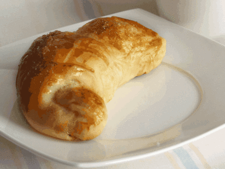 Круассаны из слоеного теста