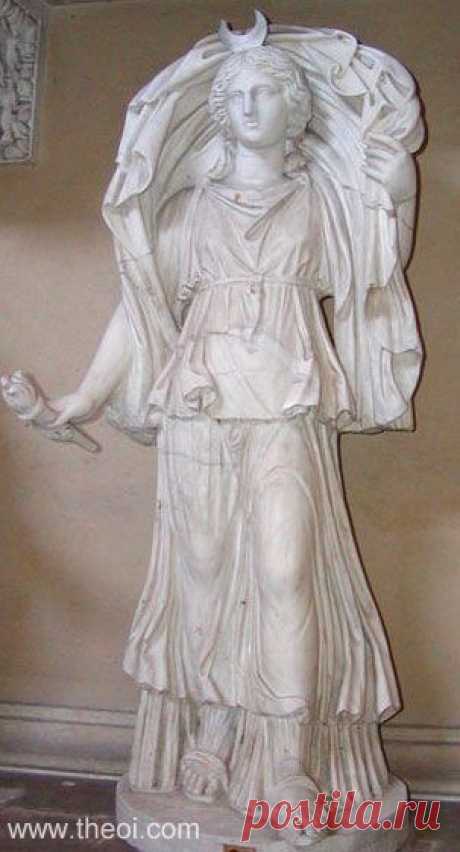 Ancient Greek &amp; Roman Sculpture - Selene