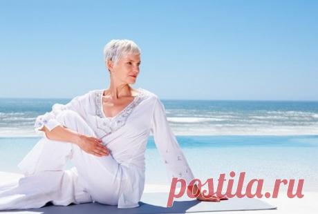 Йога для женщин после 50 лет: лучшие упражнения и рекомендации для удачного начала
