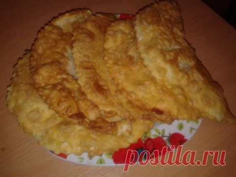 Крымские чебуреки-из слоеного теста Автор рецепта मलह♥Татьяна ♥मलह - Cookpad