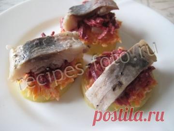 Бутерброды с селедкой и свеклой «Шуба» на праздничный стол