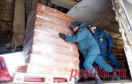МЧС России формирует 26-ю колонну помощи для жителей Донбасса | МК - Лондон