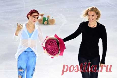 Тутберидзе назвала помешавшие Трусовой и Медведевой стать чемпионками ОИ причины. Российский тренер по фигурному катанию Этери Тутберидзе назвала причины, которые помешали ее бывшим подопечным Александре Трусовой и Евгении Медведевой стать олимпийскими чемпионками. «Неправильно немножко идти к медали. Надо идти к своему лучшему прокату», — заявила специалист.