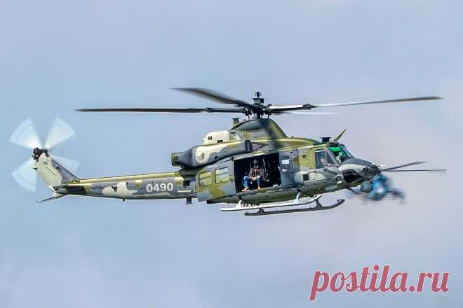 Фотография CEF BELL UH-1Y (0490) — FlightAware